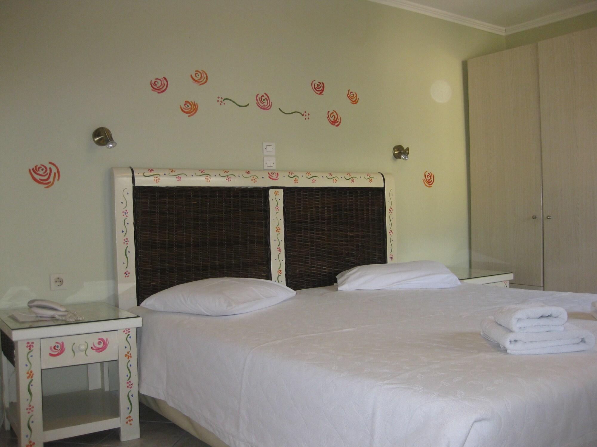Virginia Hotel Samos Town Exterior photo