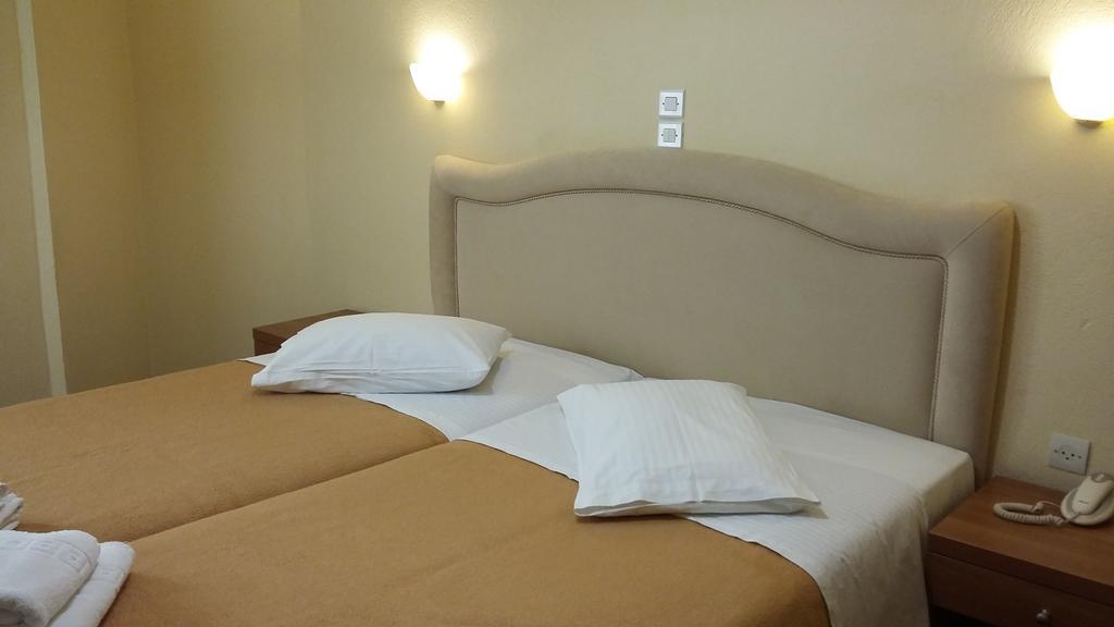 Virginia Hotel Samos Town Exterior photo