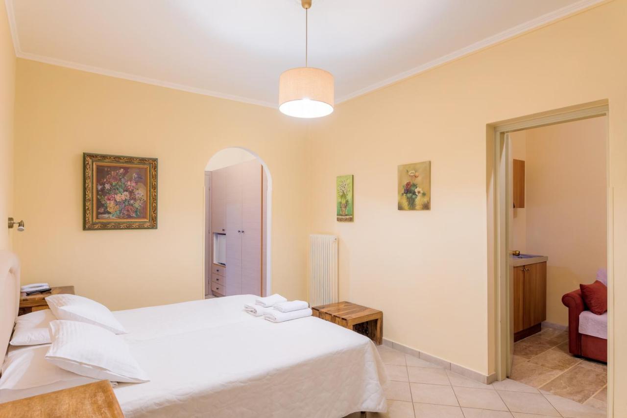 Virginia Hotel Samos Town Exterior photo